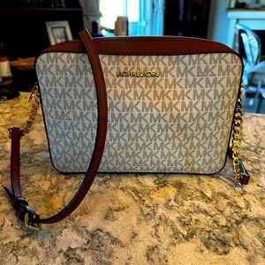 Michael Kors Jet Set Large Printed Logo Crossbody Bag